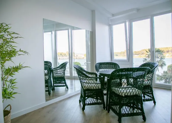 Apartamentos Mareira